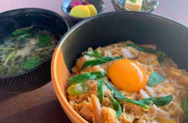 大山鶏の親子丼