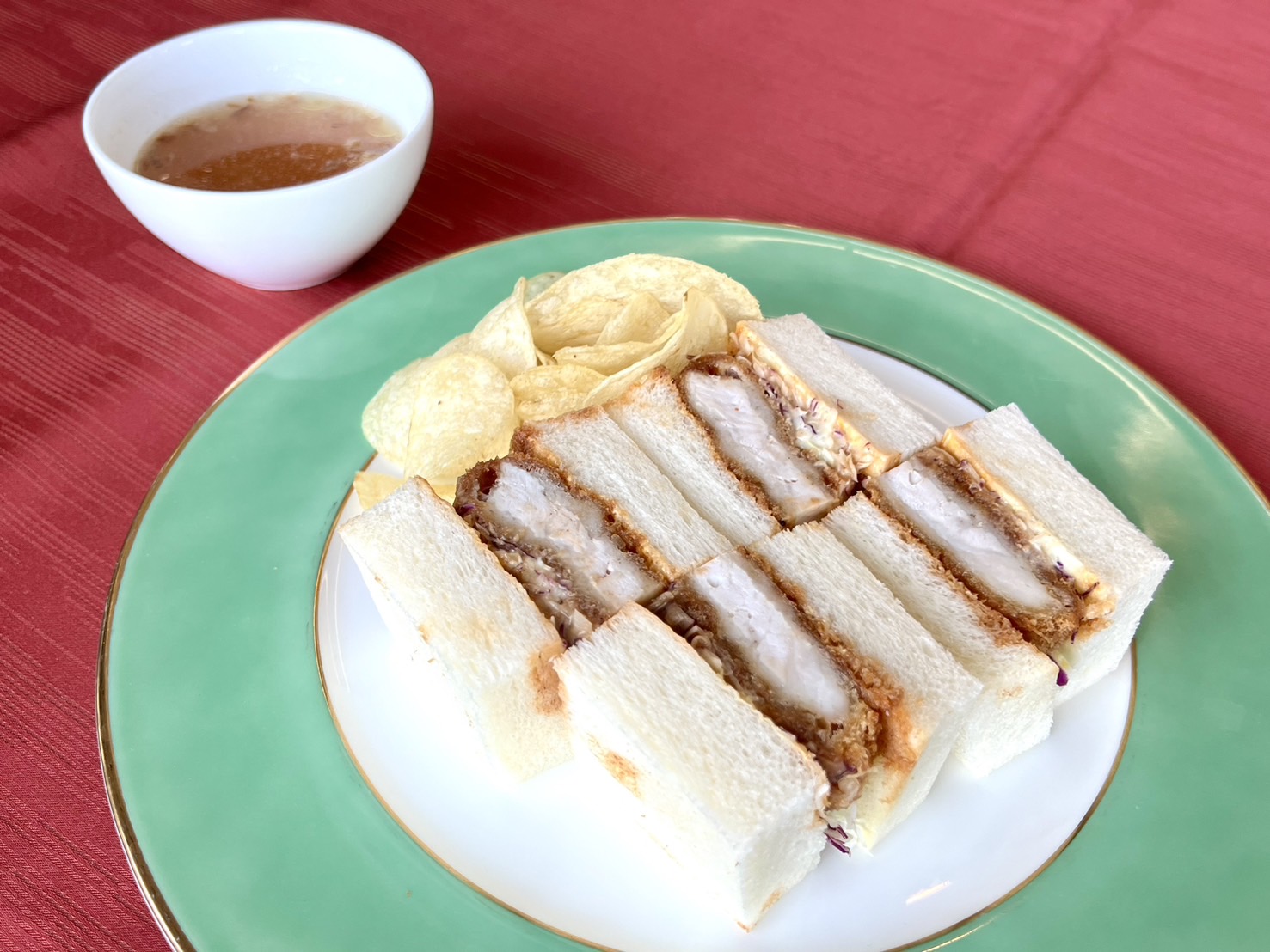 熟成ポークカツサンド