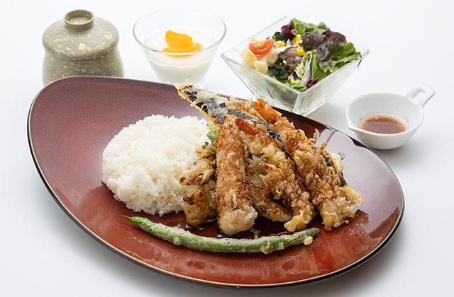 マスターズ特製 海老天皿定食